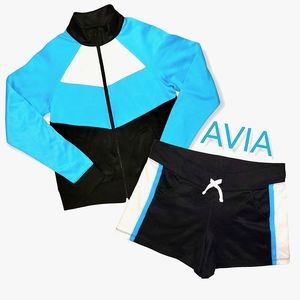 Avia Zipper-Up Top & Matching Shorts Size XXL(18)